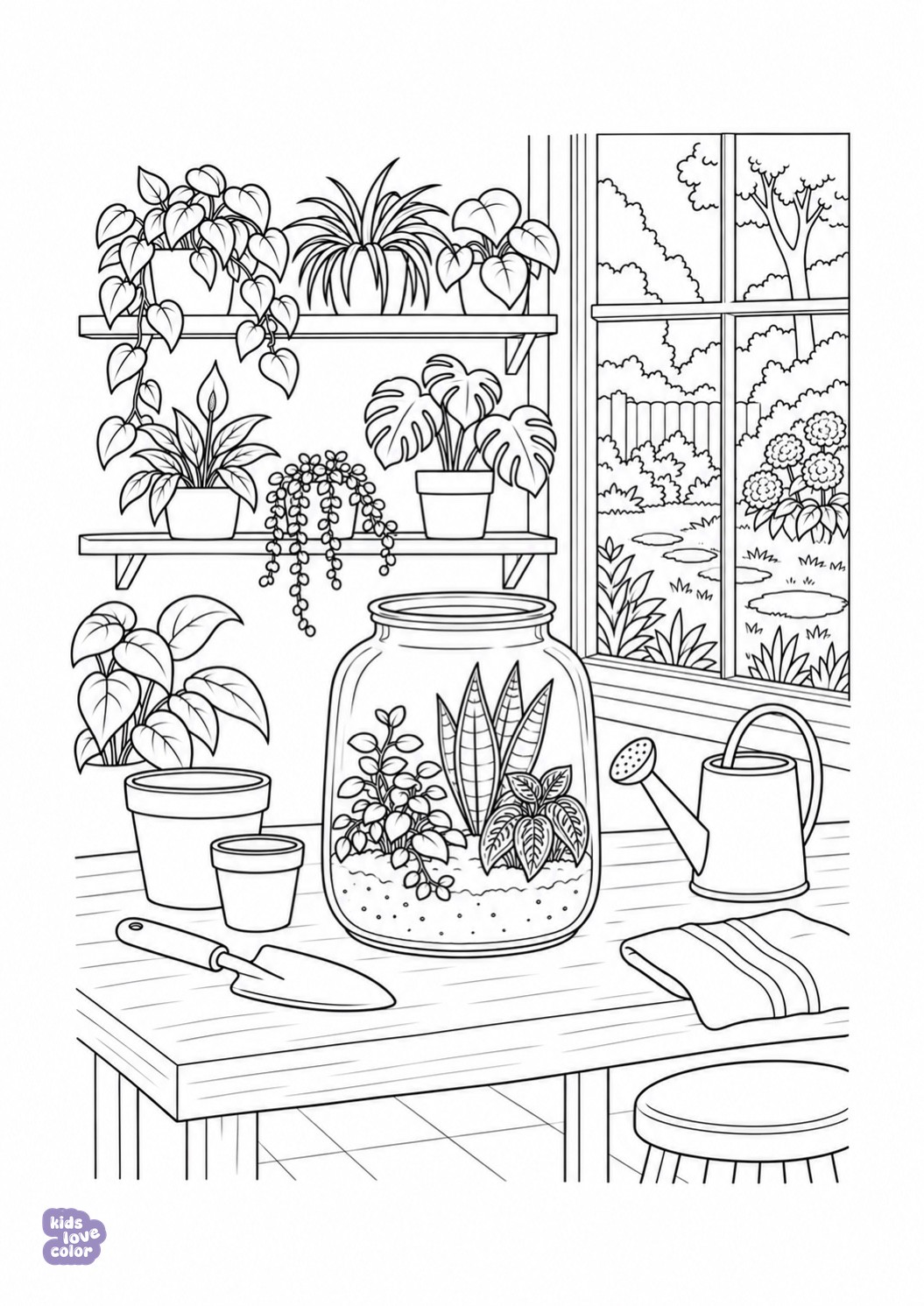 Terrarium met planten op een werktafel, potten, schepje, gieter en raam naar de tuin.